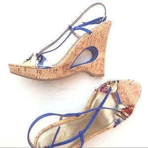 QUPID Keyhole WEDGES DRESS SANDALS Satin & Patent